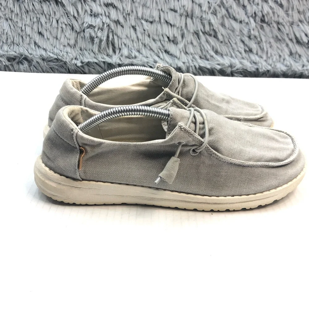 Hey Dude Shoes Womens 7 Wendy Chambray Light Gray Canvas Slip On Flat Loafers